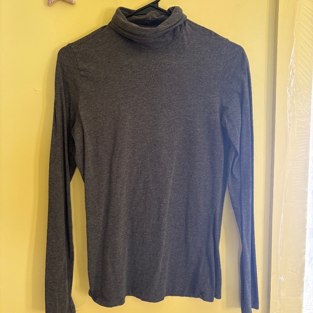 Land’s End gray turtleneck | Women’s S